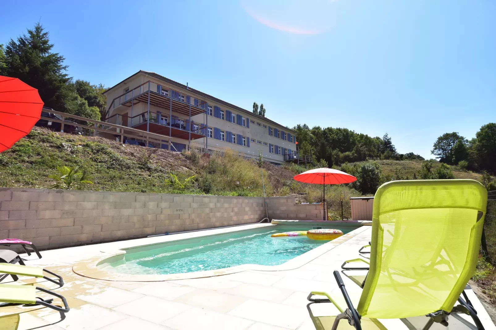 Apt 6 pers piscine-Exterior summer