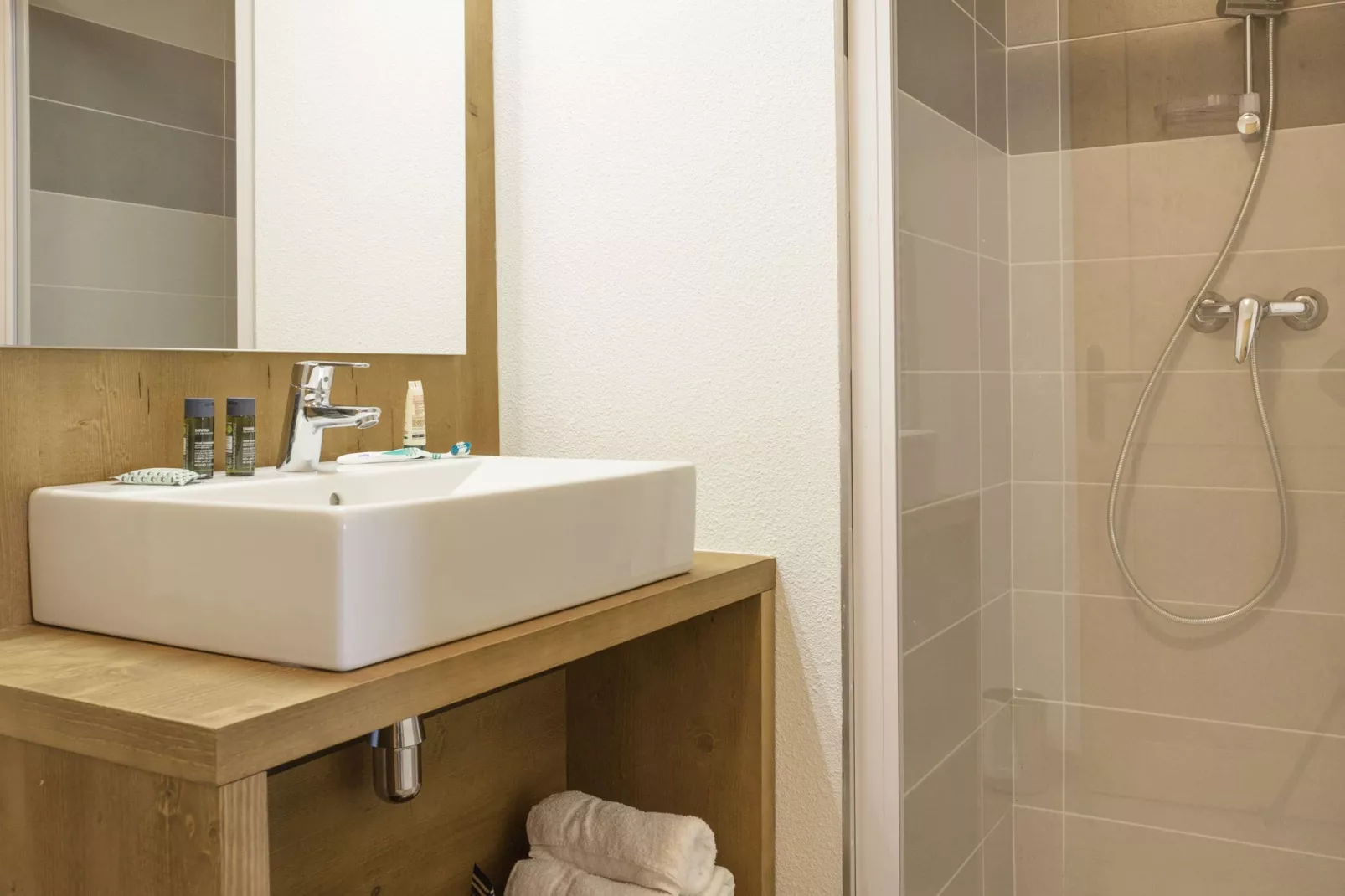 Résidence La Clé des Cimes 3-S6-Bathroom