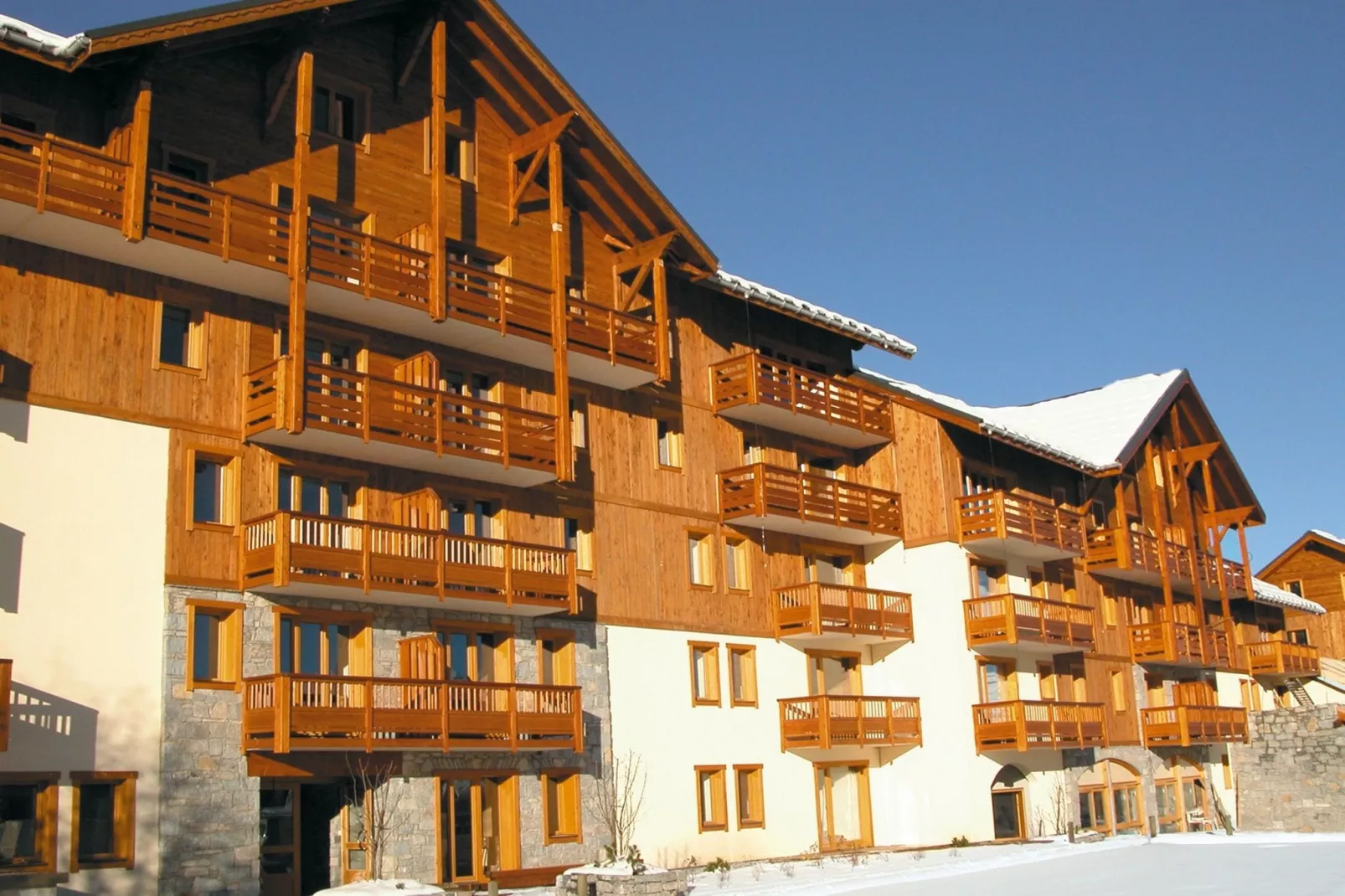 Résidence L'Écrin des Sybelles 4-Exterior winter