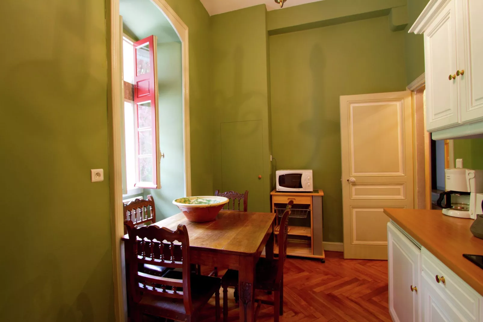 De la Tour-Kitchen