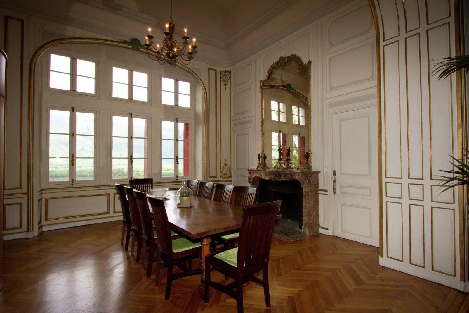Grand Salon-Dining room