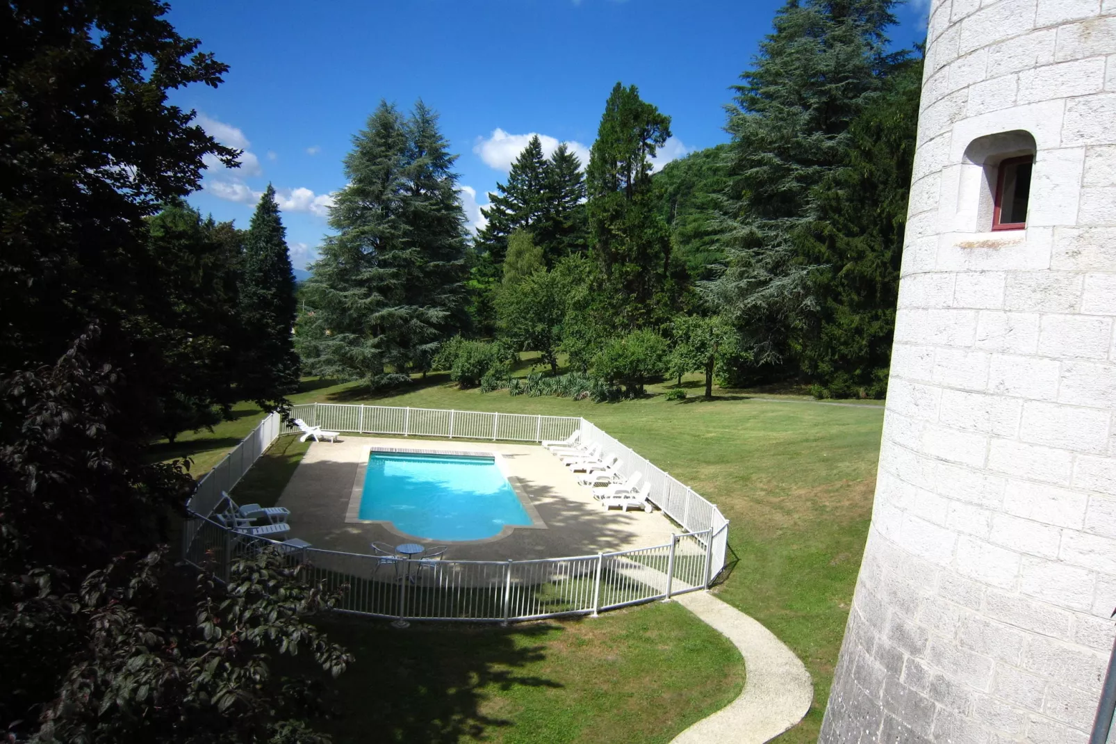 La Luna-Swimming pool