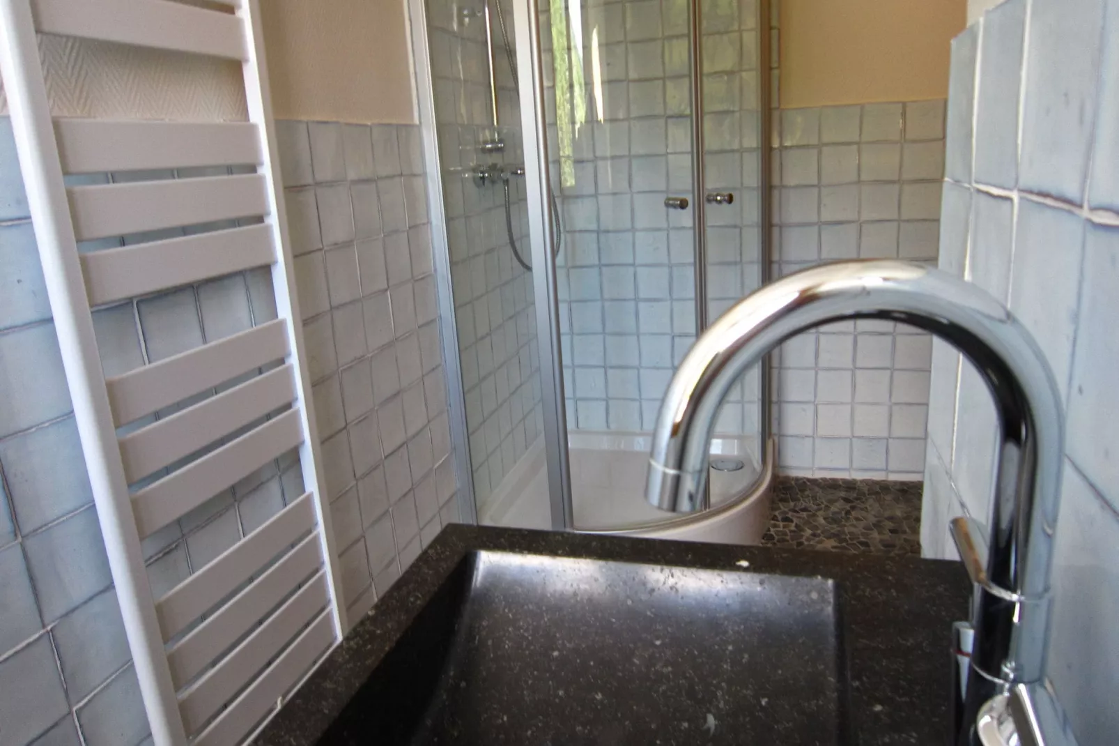 La Luna-Bathroom