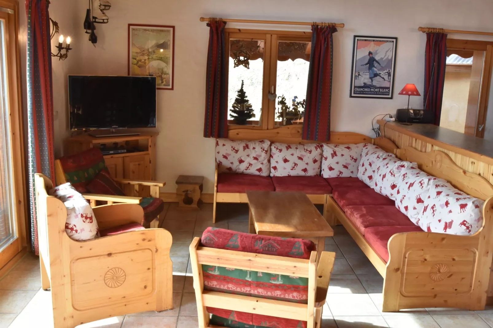 Chalet du Merle 2-Living room