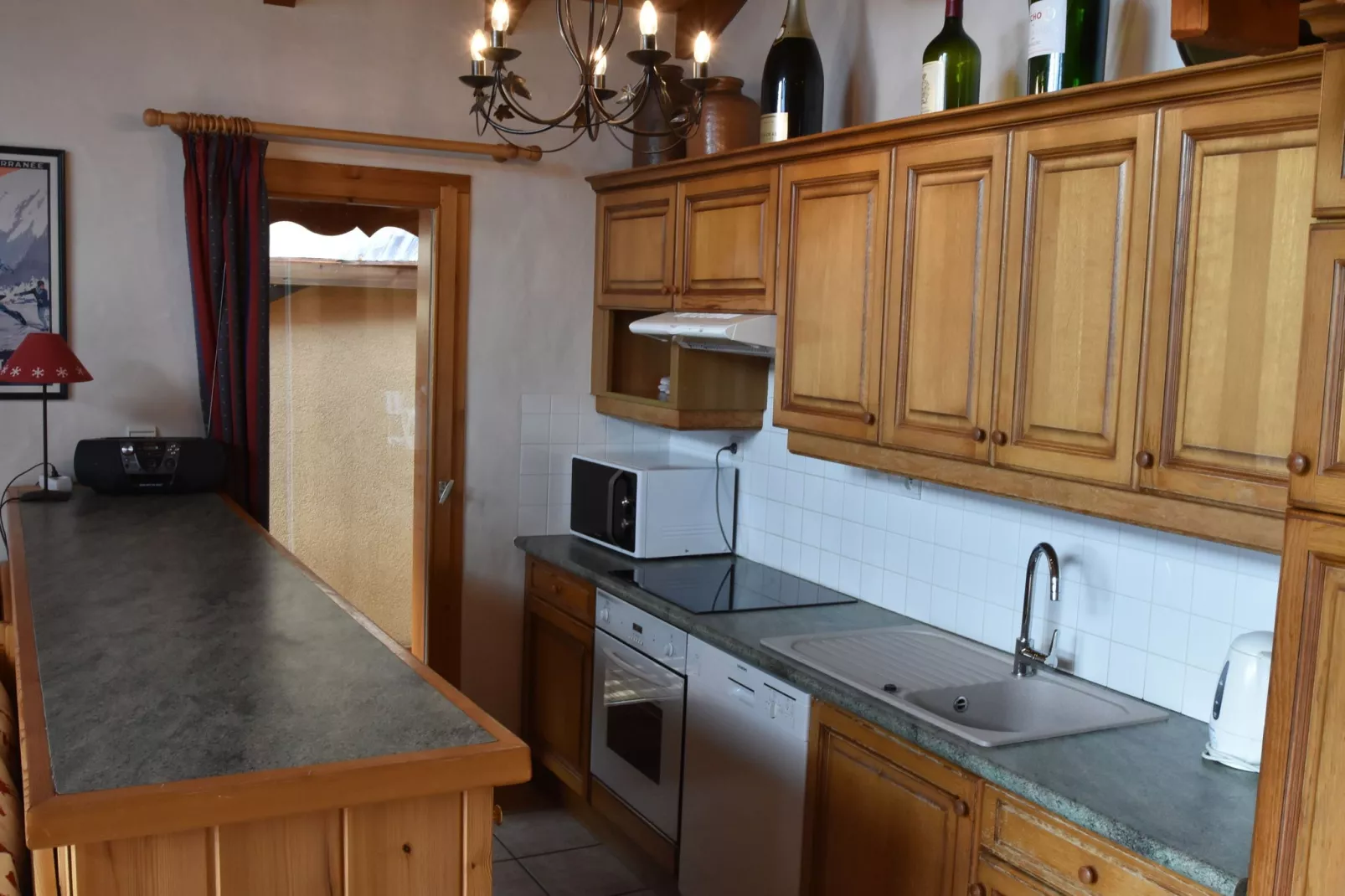 Chalet du Merle 2-Kitchen