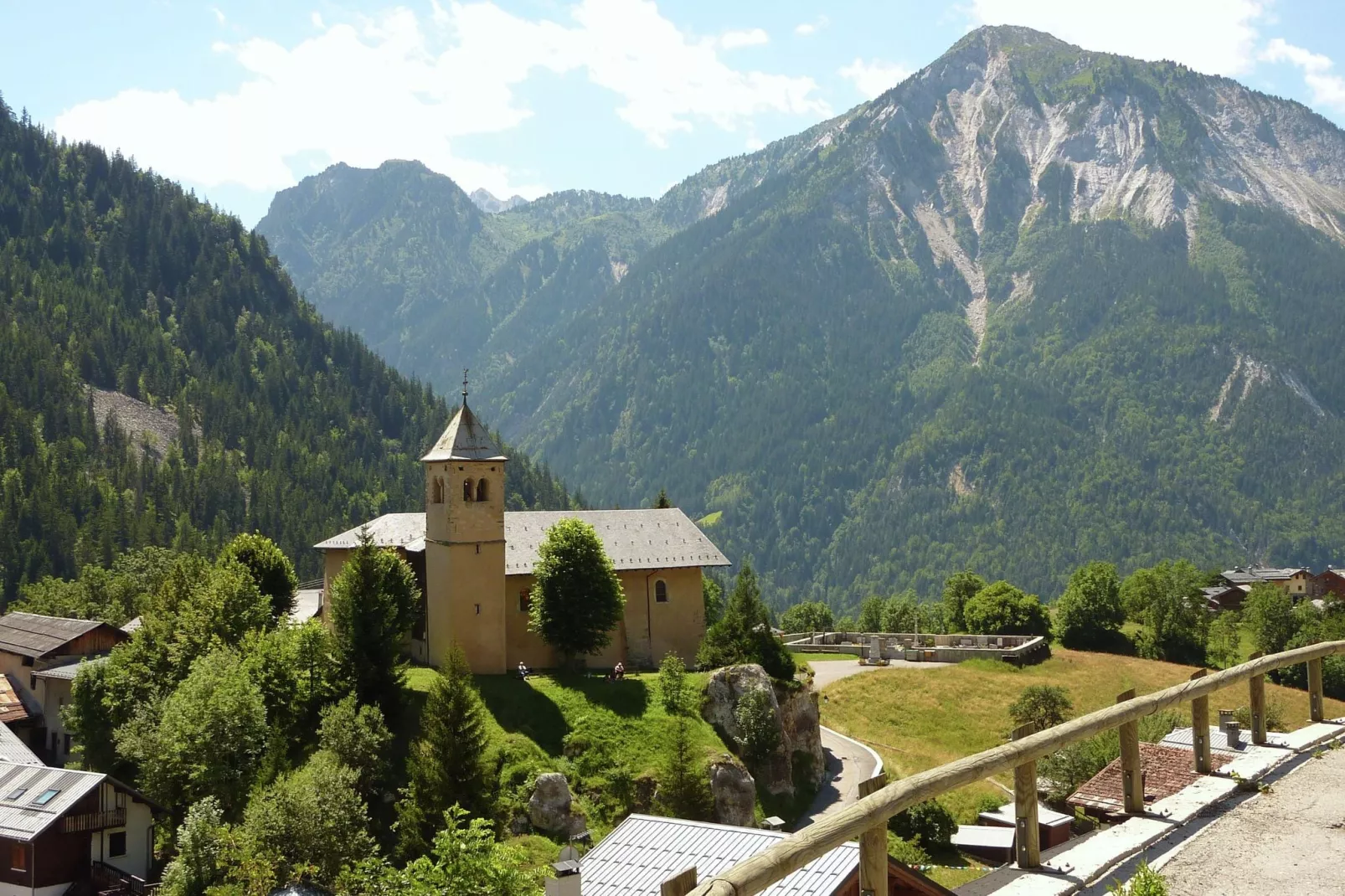 Chalet du Merle 2-Areas summer 1km