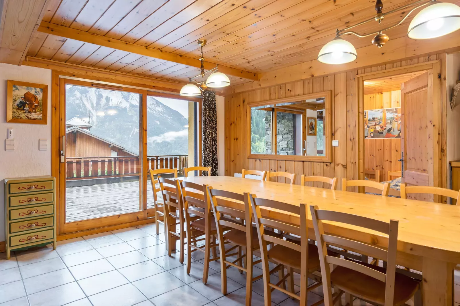 Chalet du Merle 1-Dining room