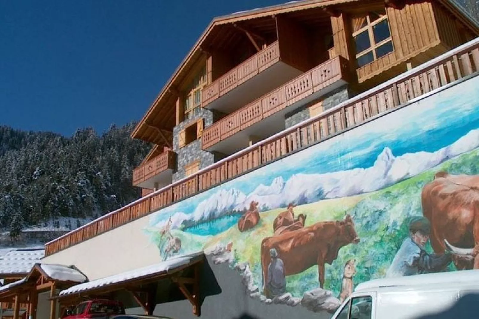 La Tour du Merle 2-Exterior winter