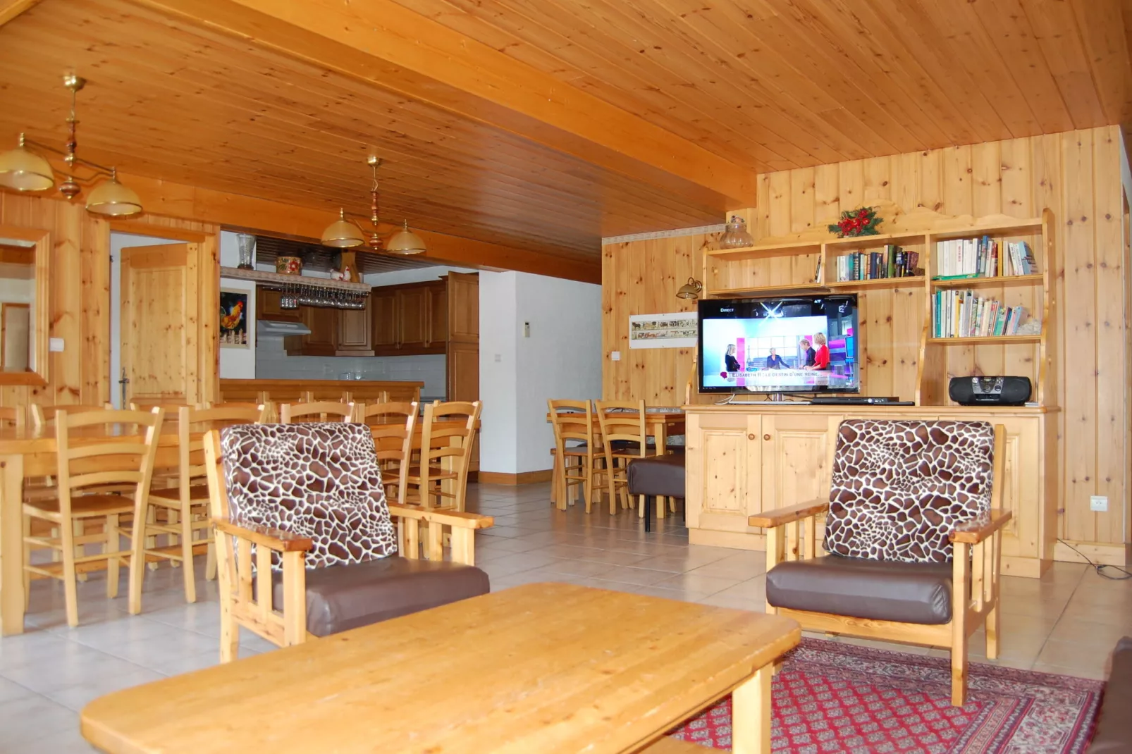 La Tour du Merle 2-Living room