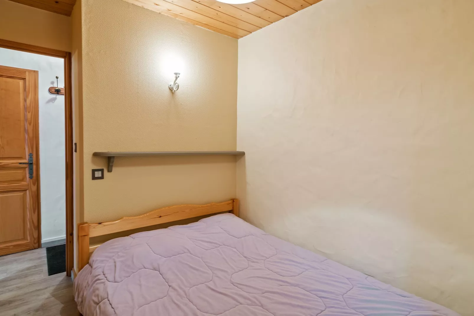 Chalet appartement Chargalon-Bedroom
