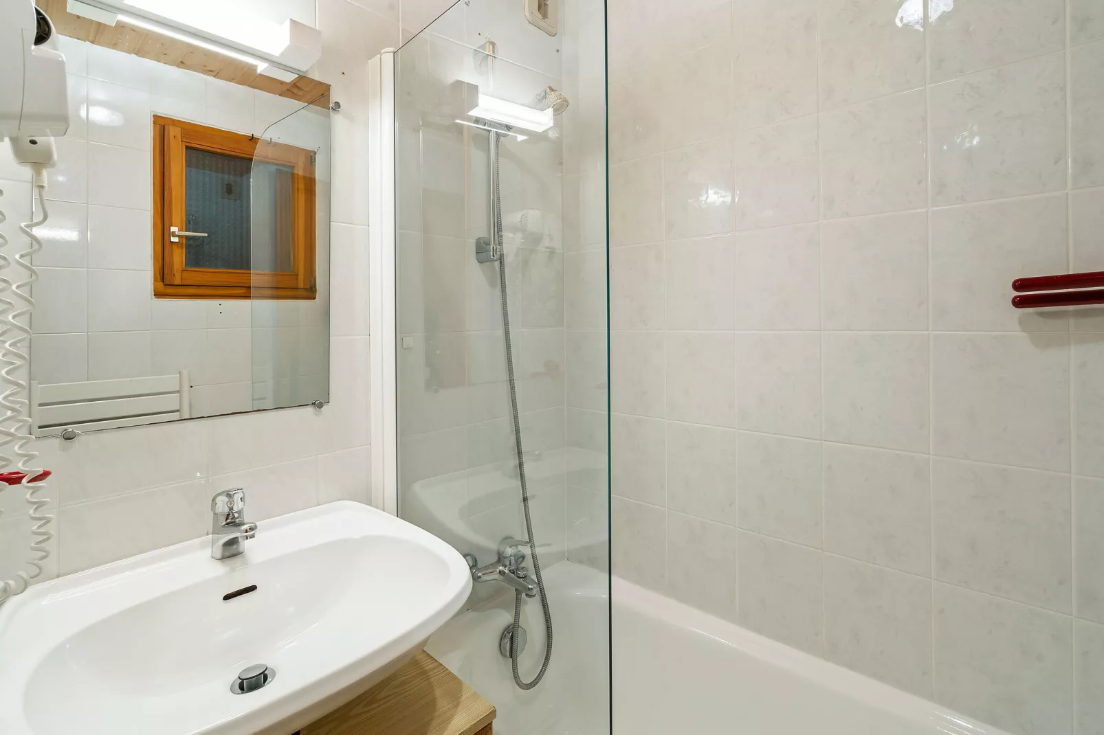 Chalet appartement Chargalon-Bathroom