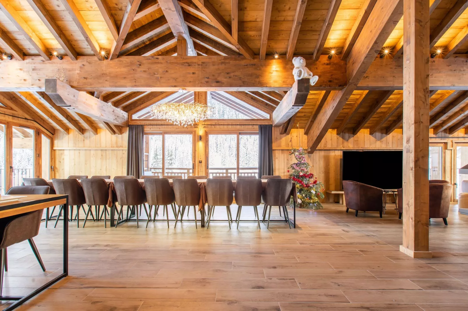 CHALET LE 360-Dining room