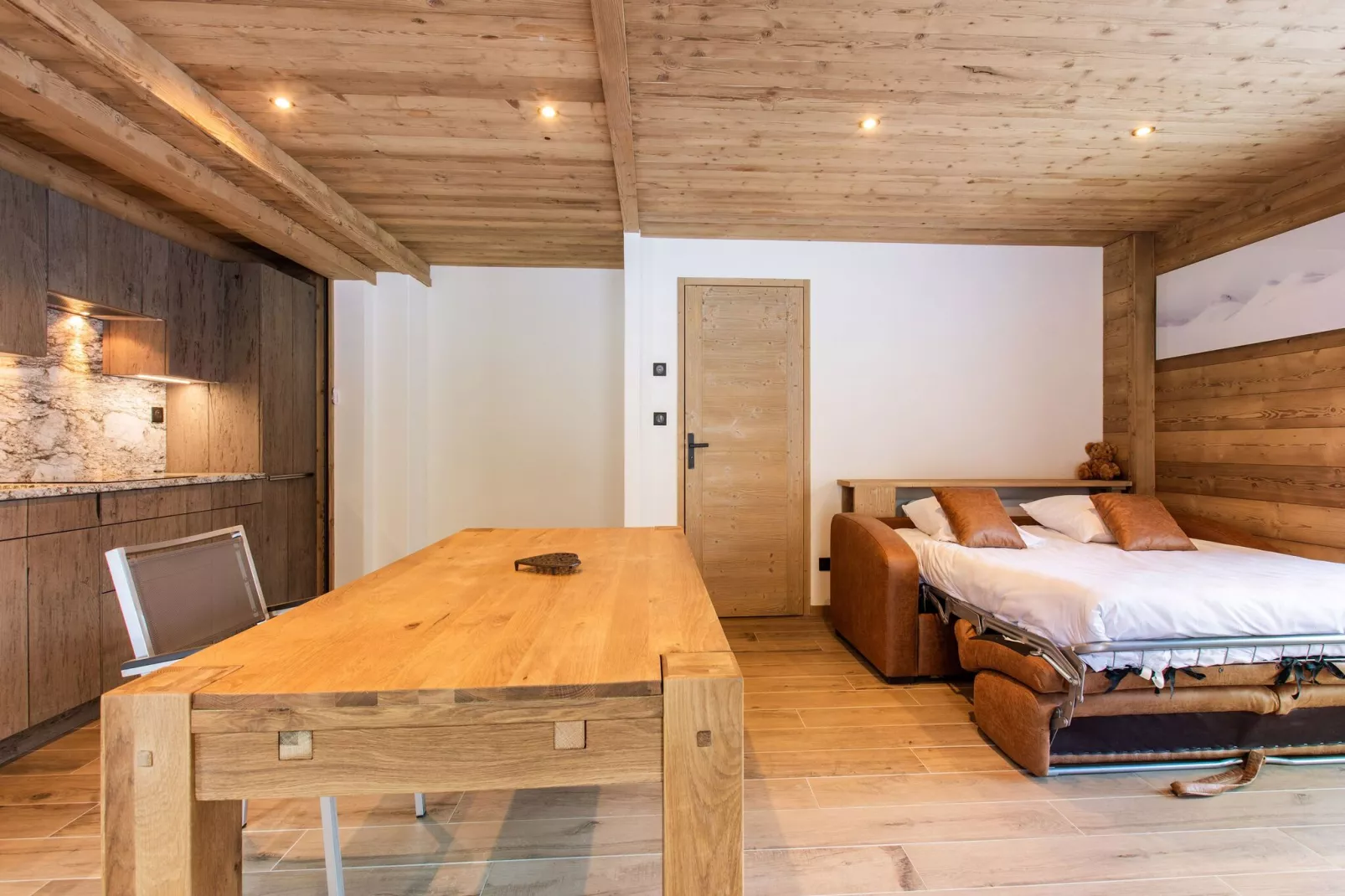 CHALET LE 360-Dining room