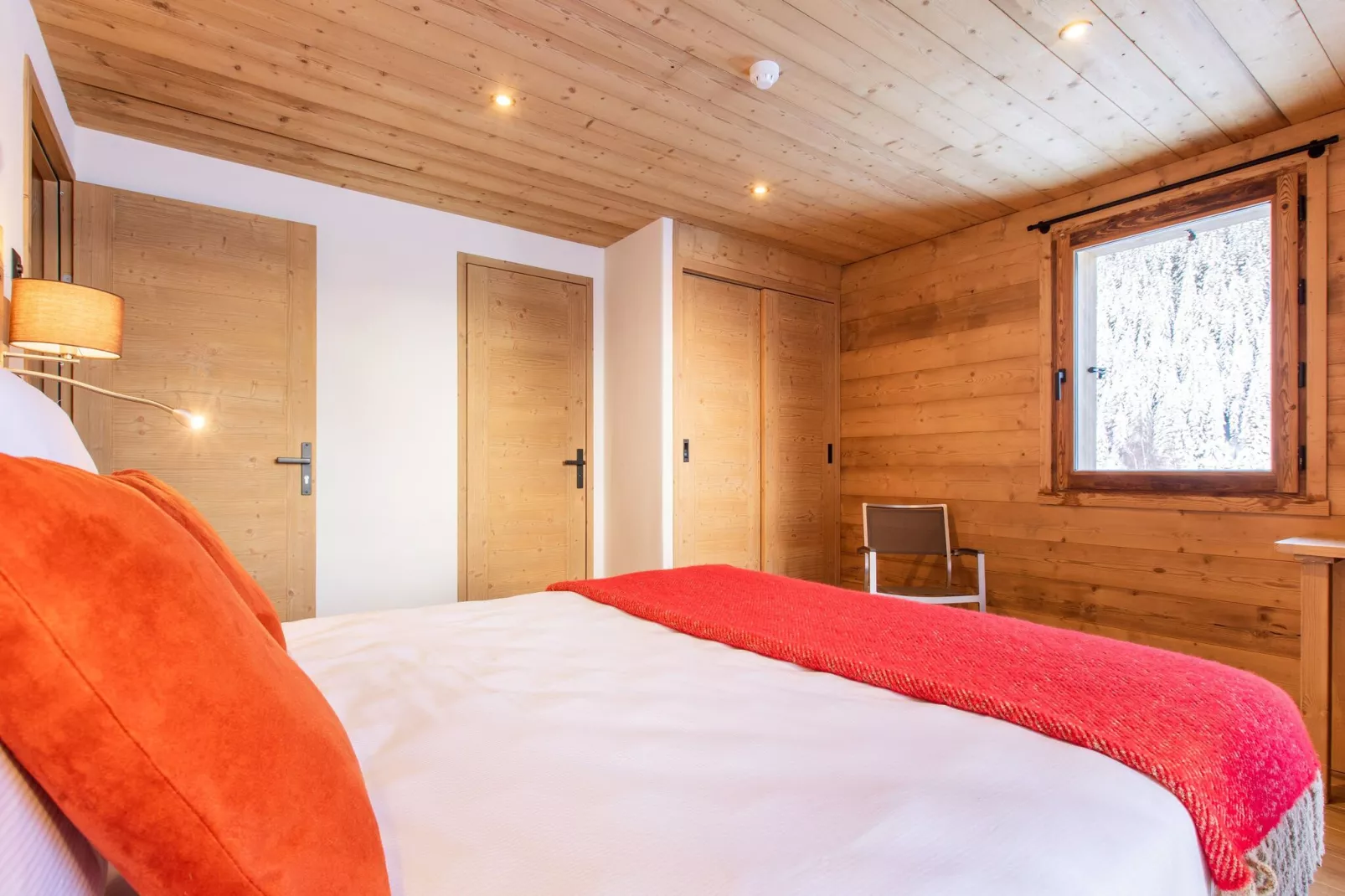 CHALET LE 360-Bedroom