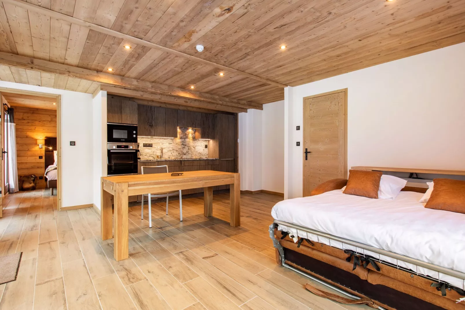 CHALET LE 360-Bedroom