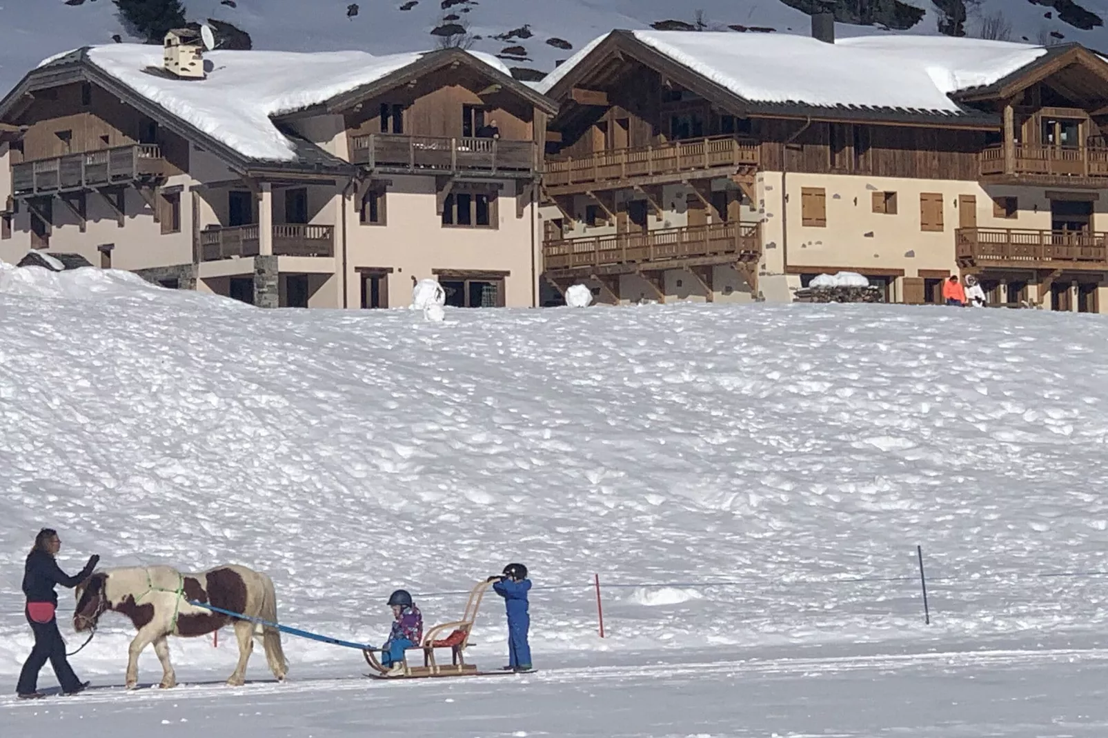 CHALET LE KB-Areas summer 1km