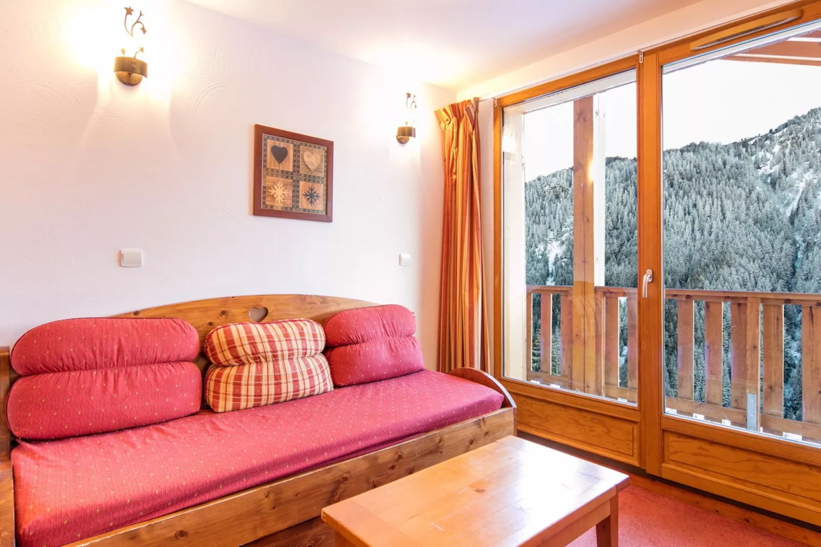 Les Chalets de la Ramoure 3-Living room