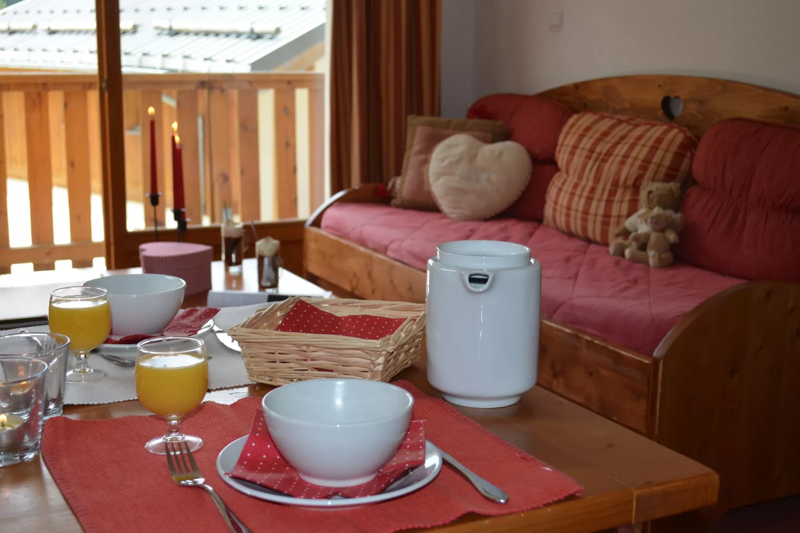 Les Chalets de la Ramoure 1-Living room