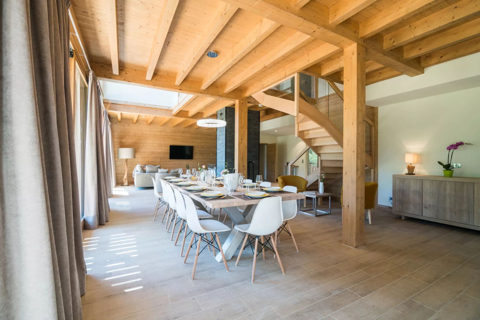 Les Portes de Megève 8-Dining room