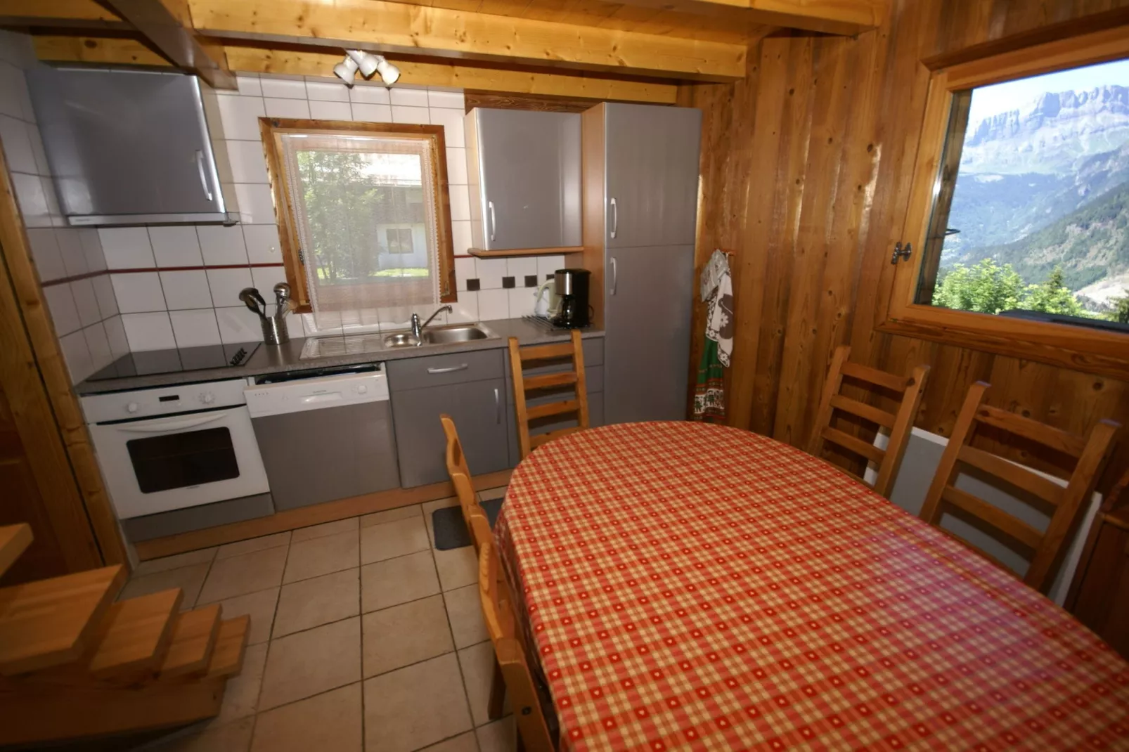 Chalet - LES HOUCHES-Kitchen