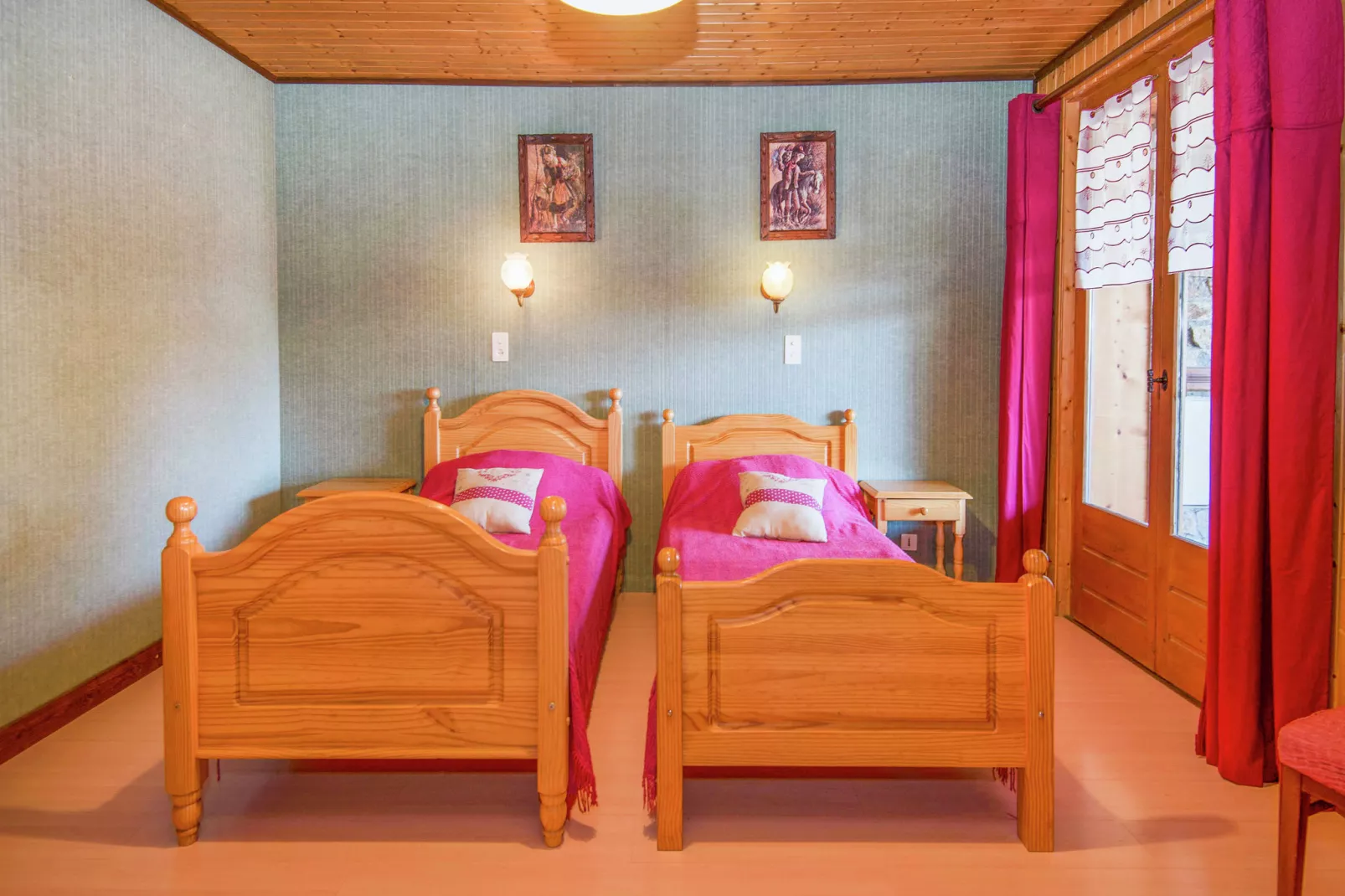 Chalet Le Mont-Bedroom