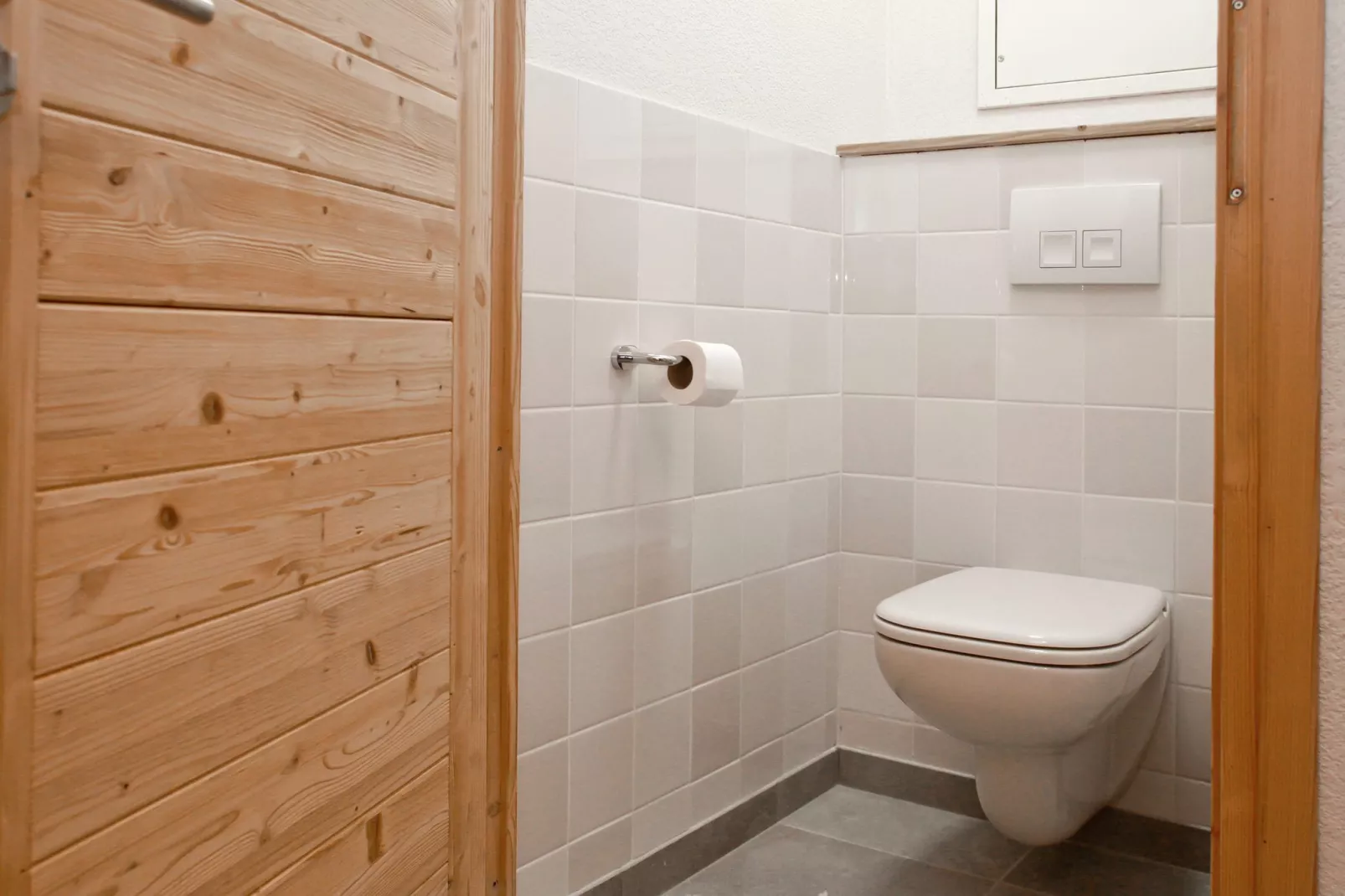 Les Fermes de Chatel 3-Bathroom