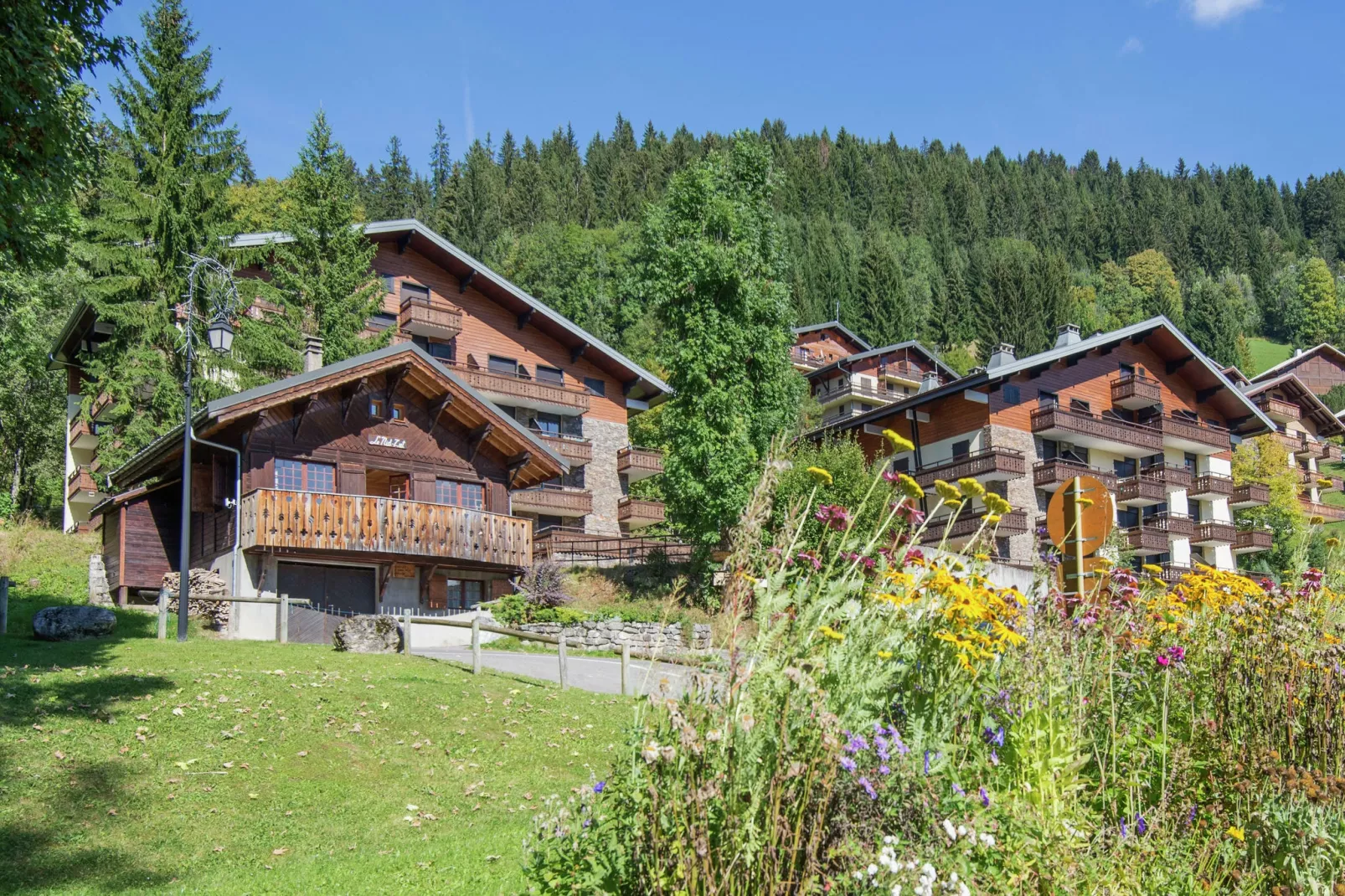 Chalet Le Nid Zut-Exterior summer