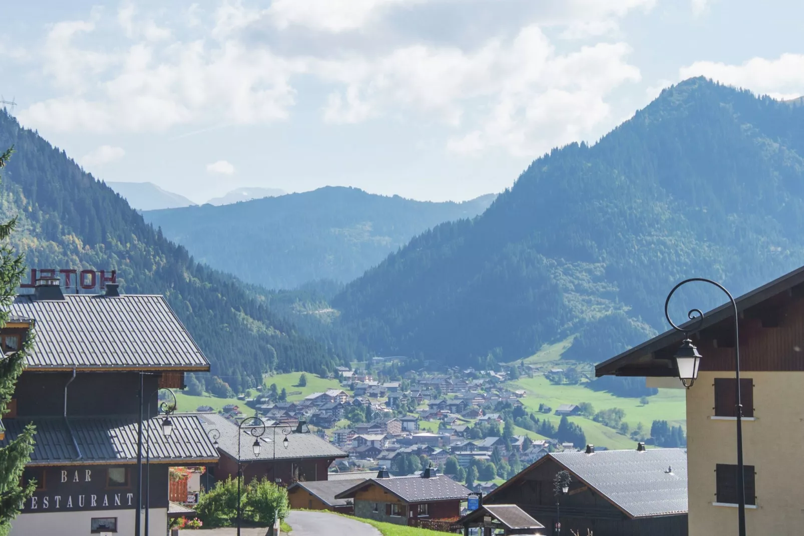 Chalet Le Nid Zut-View summer