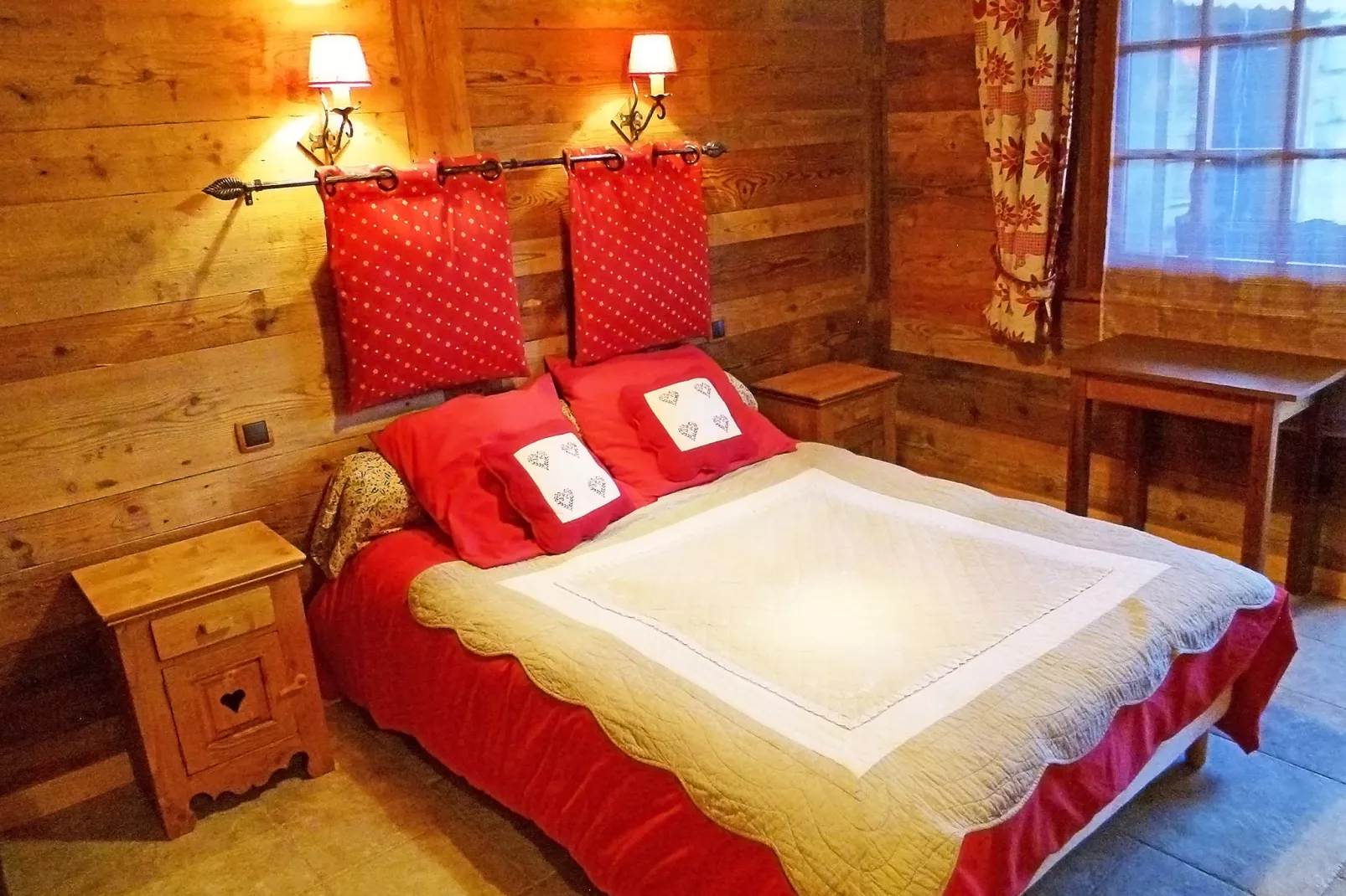 Chalet Petit Châtel-Bedroom
