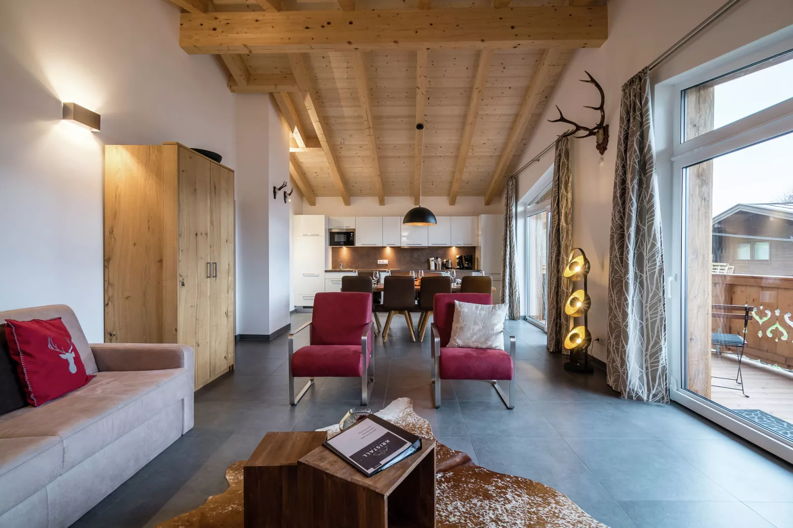 Penthouse Kristall Lodge-Living room