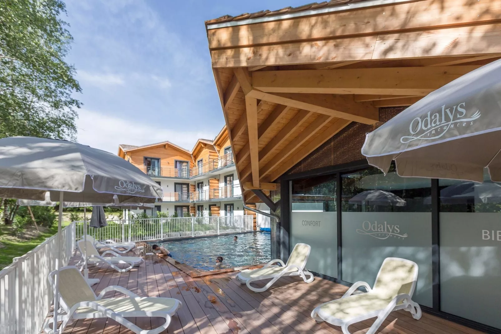 Isatis 2-Park facilities