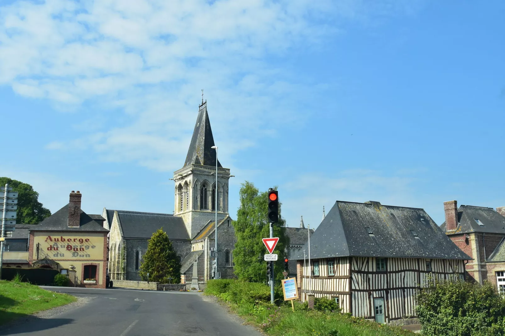Gite Saint Julien-Areas summer 5km
