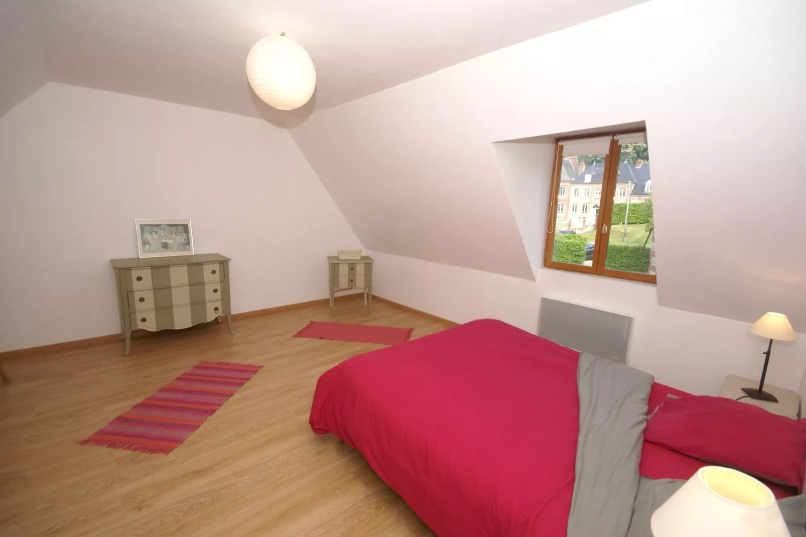 Gite Domaine Saint Julien-Bedroom