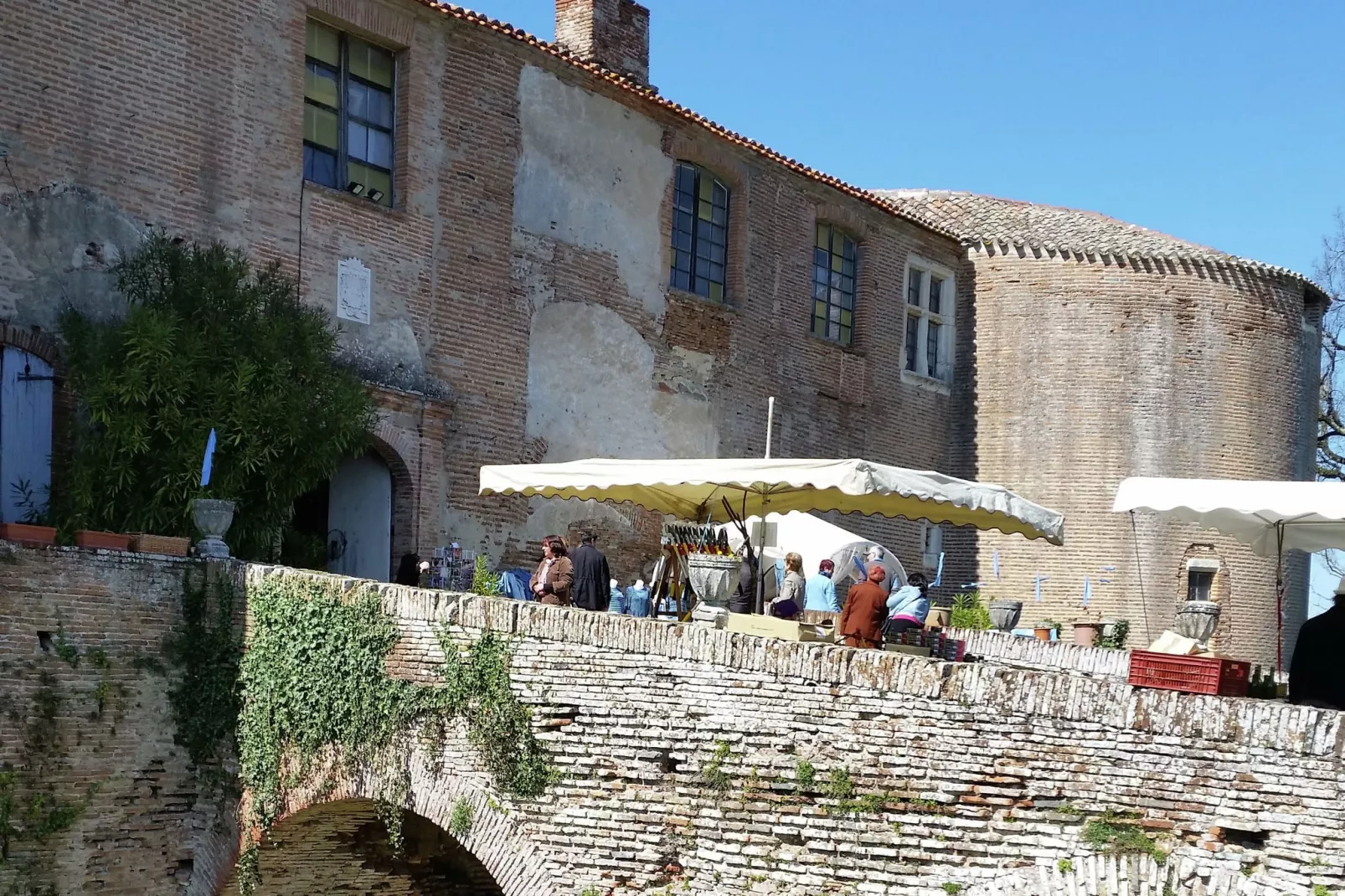 Vakantiehuis Piquecos-Zones d'été à 5 km
