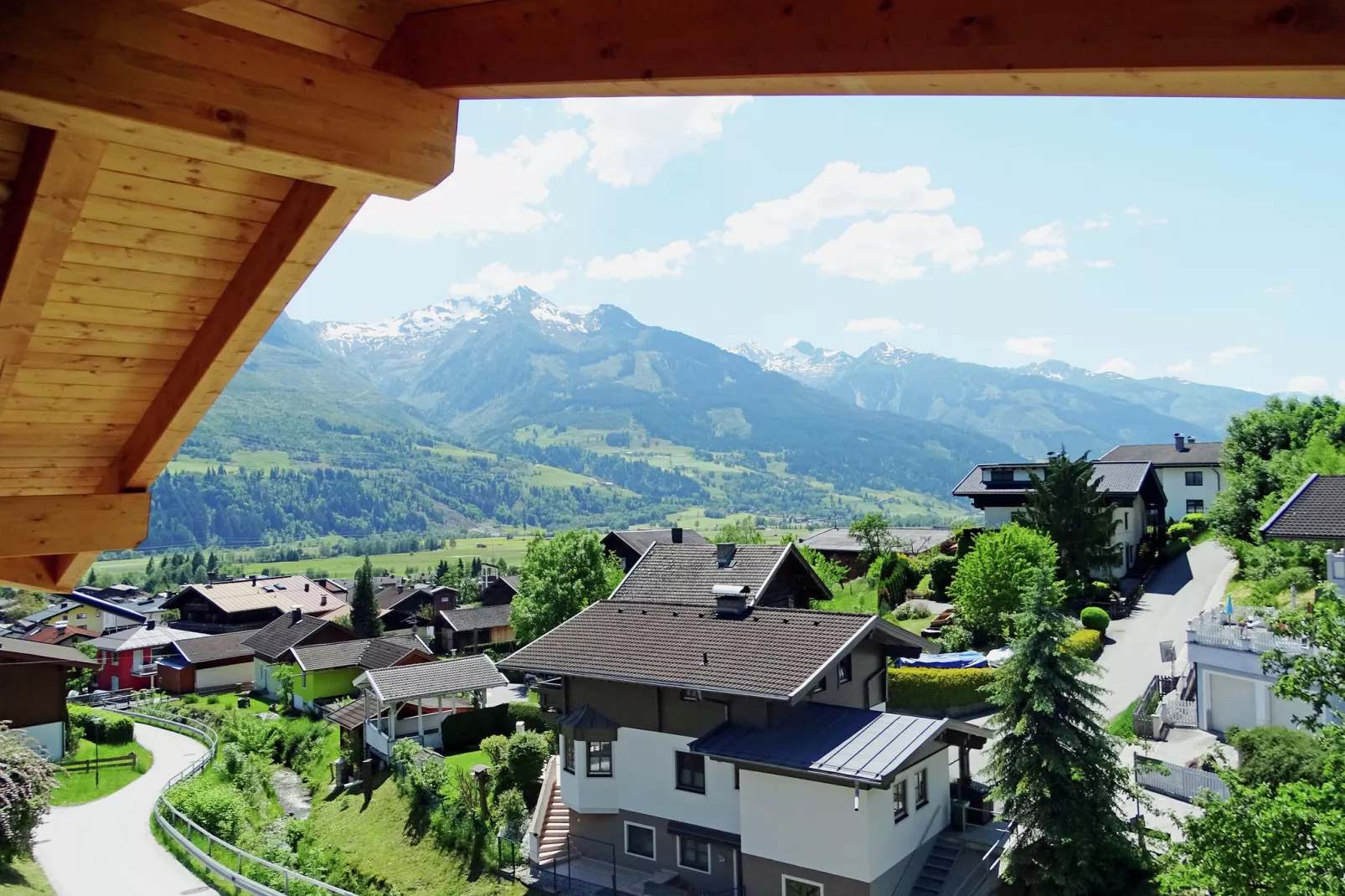 Penthouse Kristall Lodge-View summer