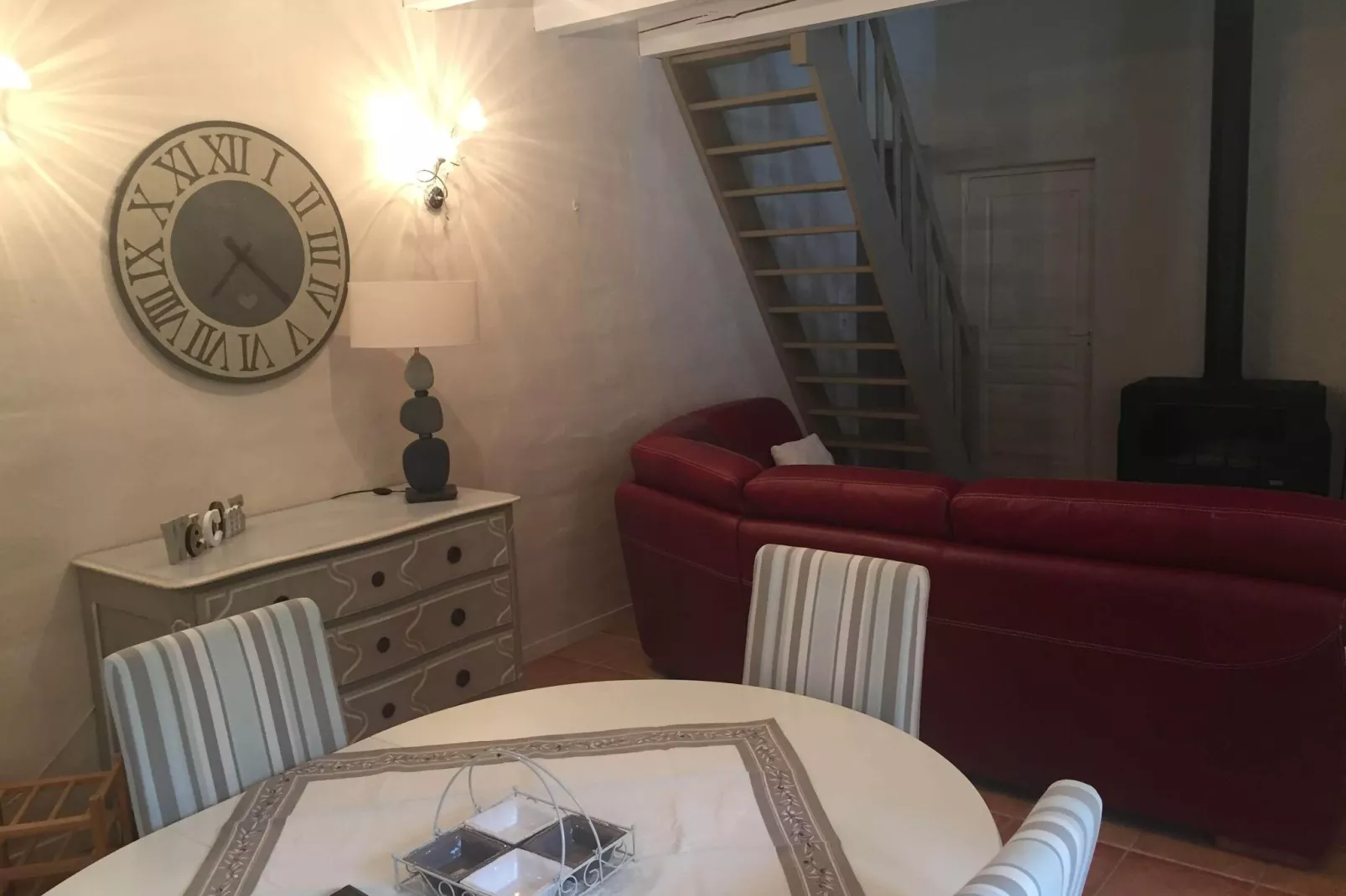 Villa d'Estienne-Dining room