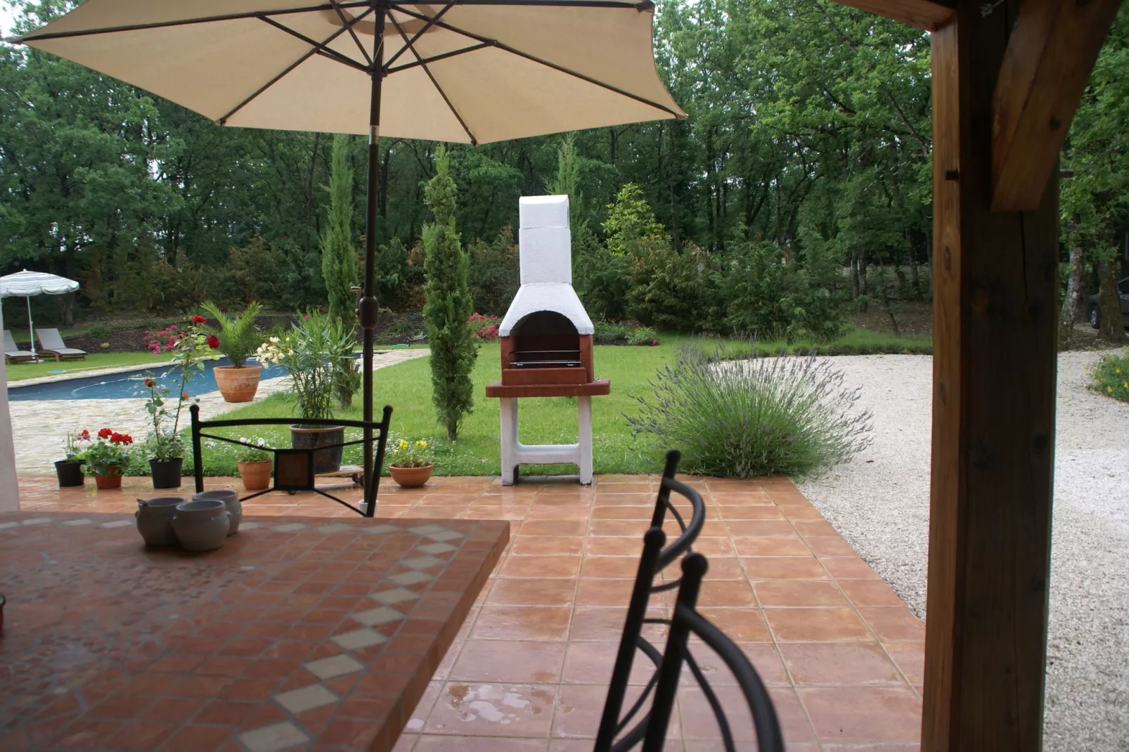 Villa d'Estienne-Gardens summer