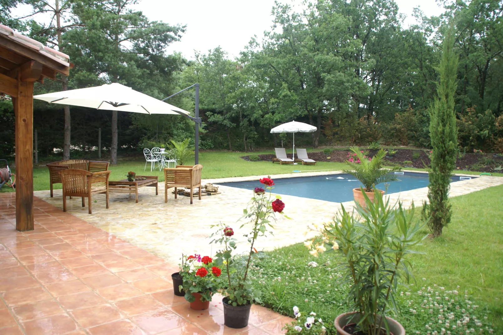 Villa d'Estienne-View summer