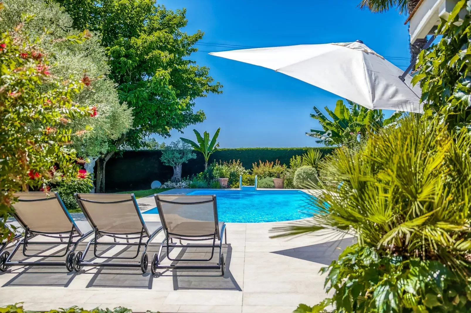 Maison de vacances - BARRY D'ISLEMADE-Piscine