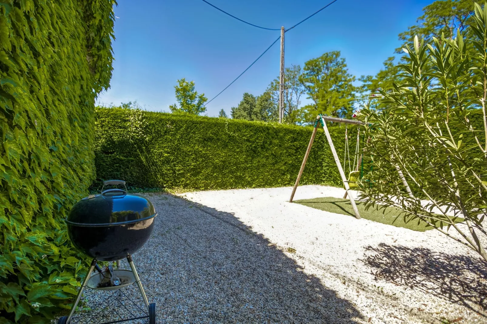 Maison de vacances - BARRY D'ISLEMADE-Jardin d'été