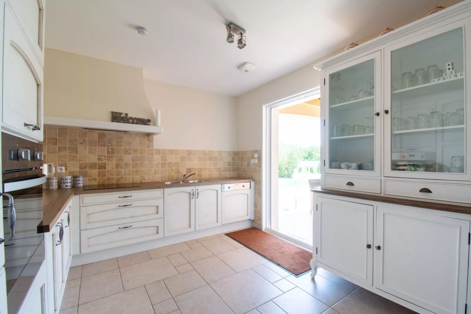 Villa Dumas 8 personen-Kitchen