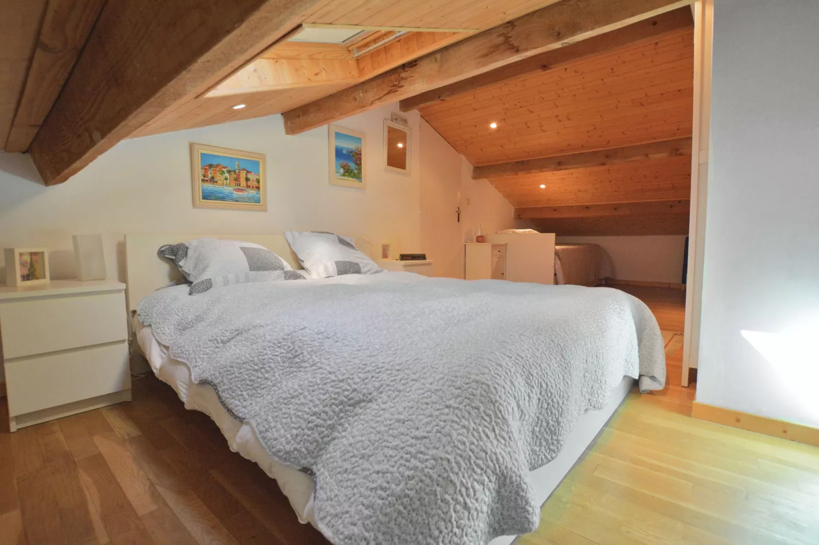 Les Lauriers-Roses-Bedroom