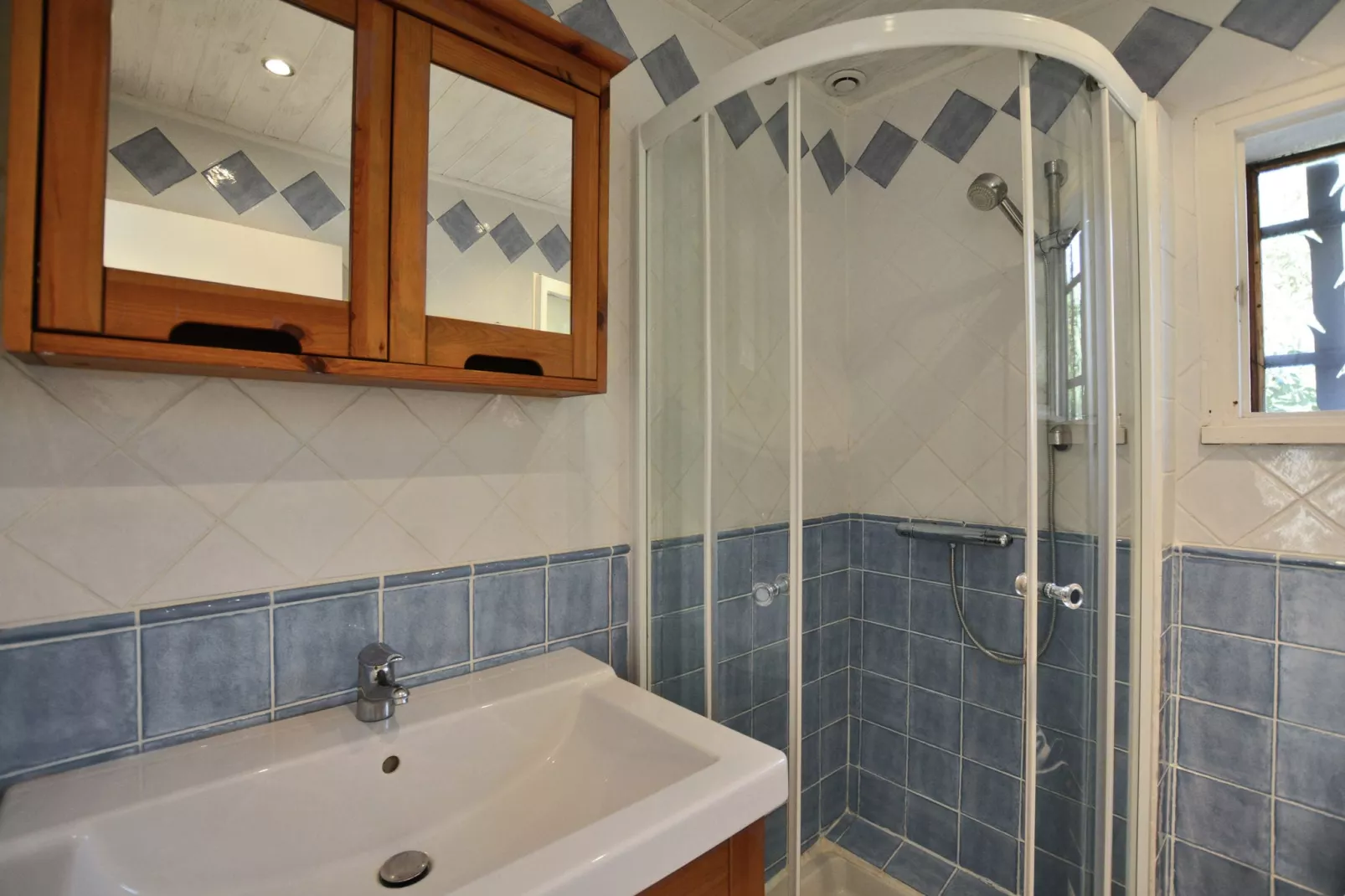 Les Lauriers-Roses-Bathroom