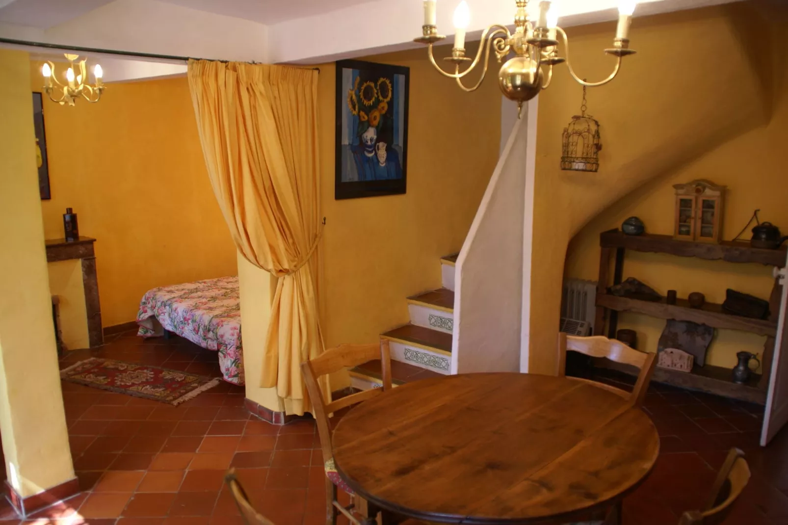 Provencal-Dining room