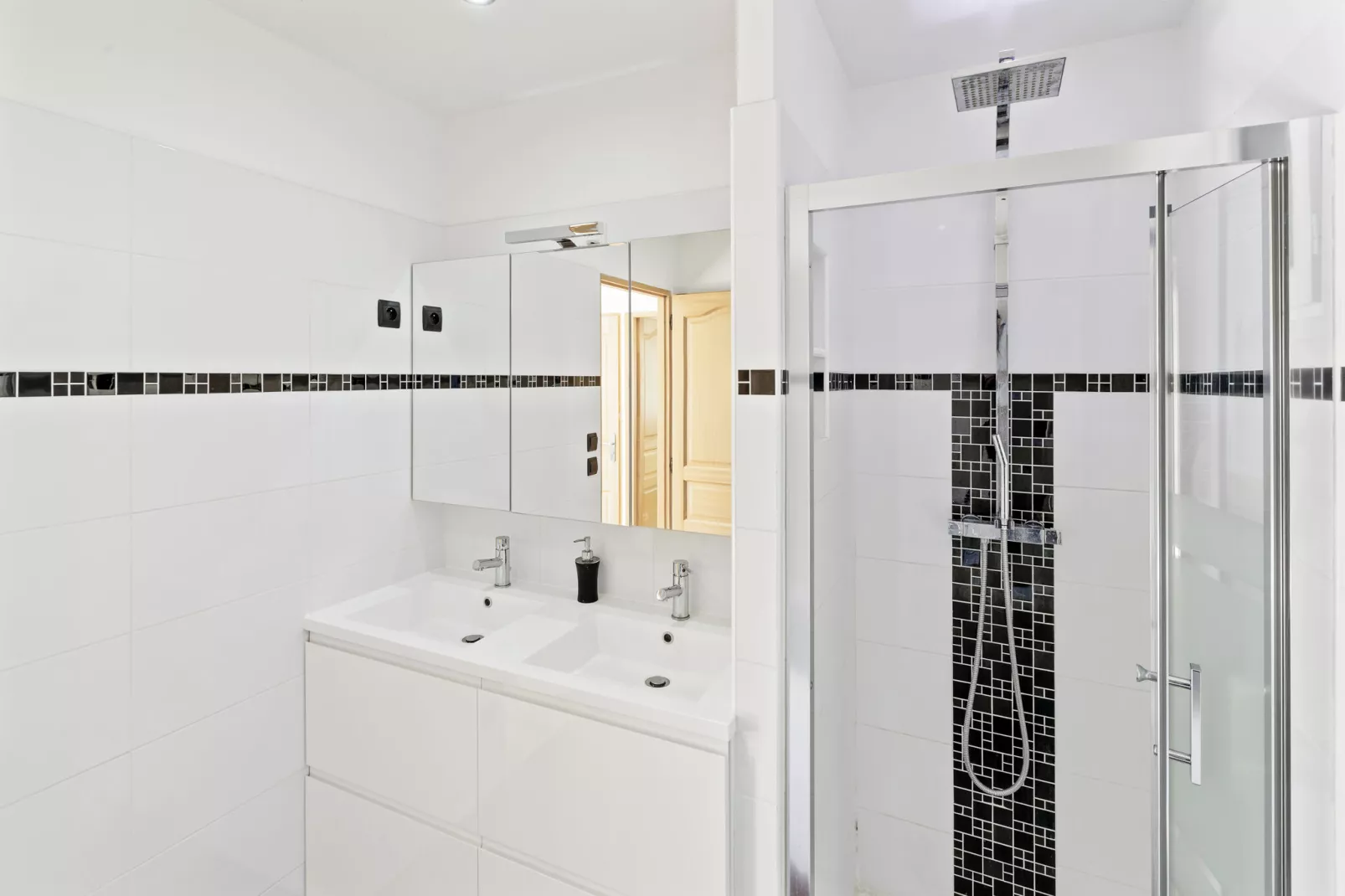 Maison Gallin-Bathroom