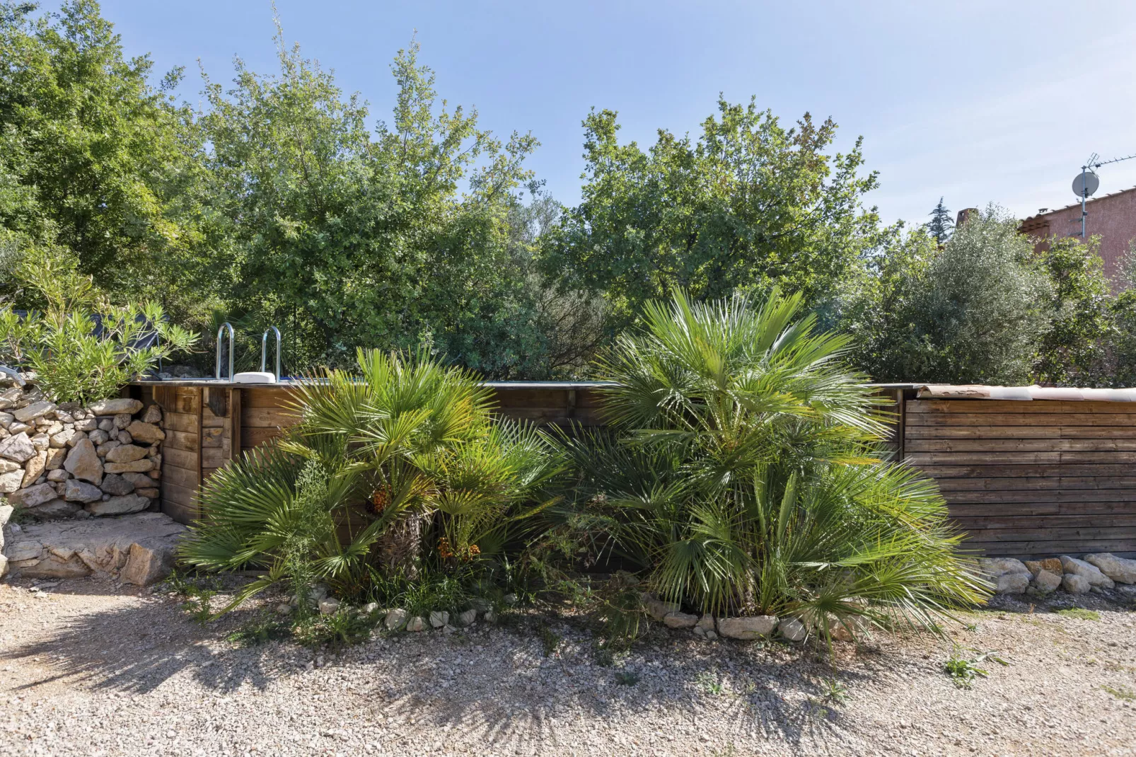Maison Gallin-Gardens summer