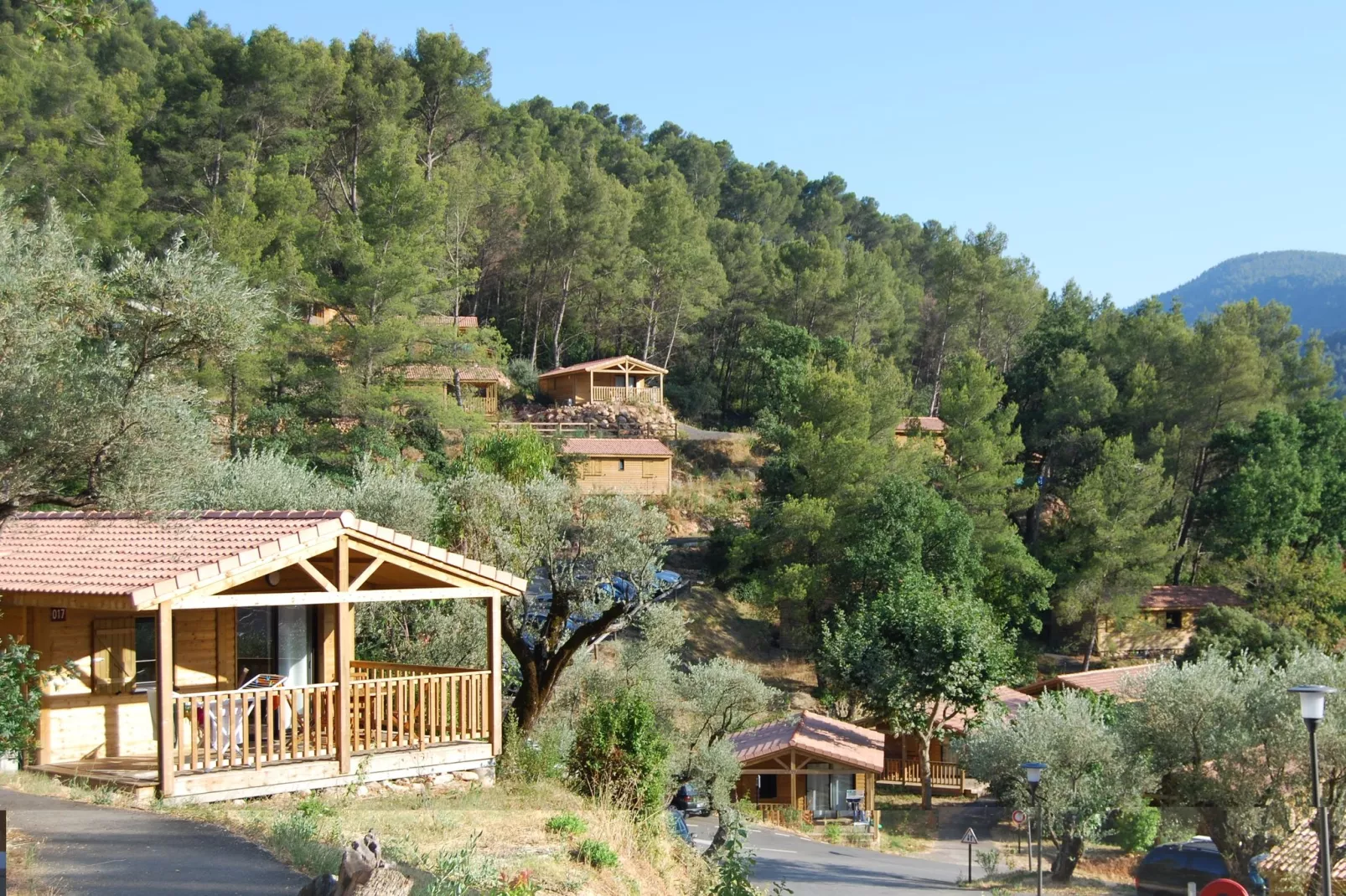 Les Cottages Varois-Areas summer 1km