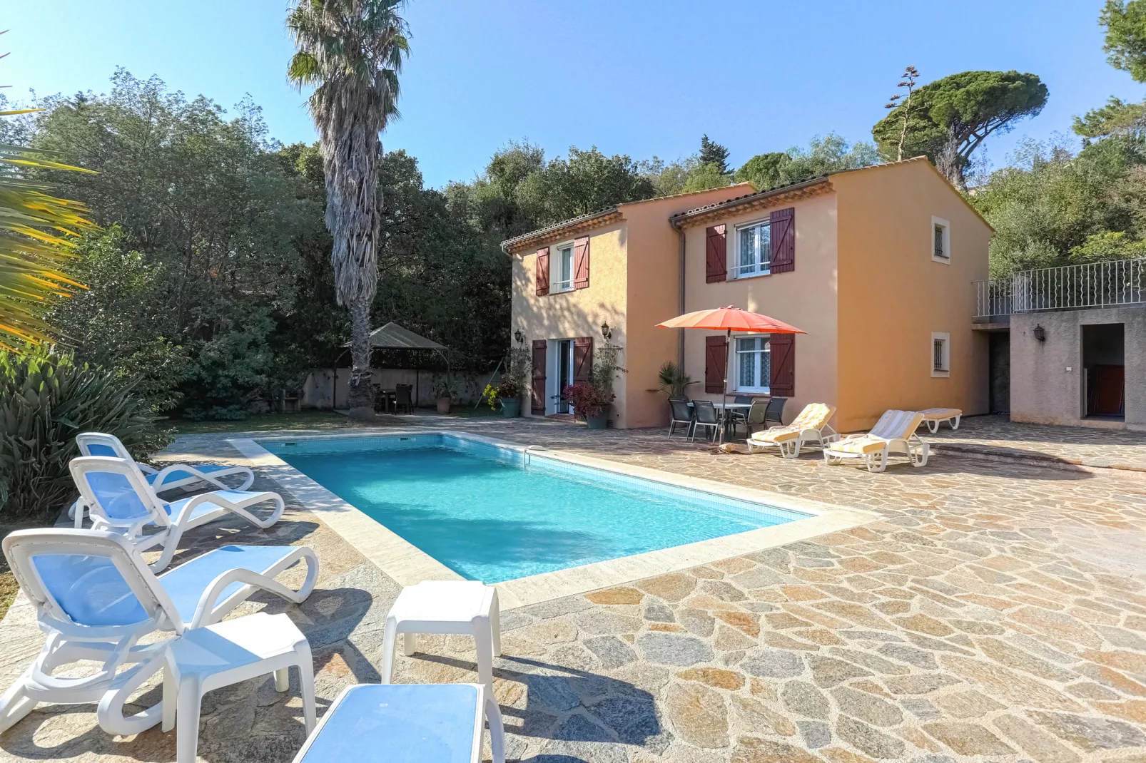 Villa l'Oranger villa 5 pieces piscine privée-Außenbereich Sommer