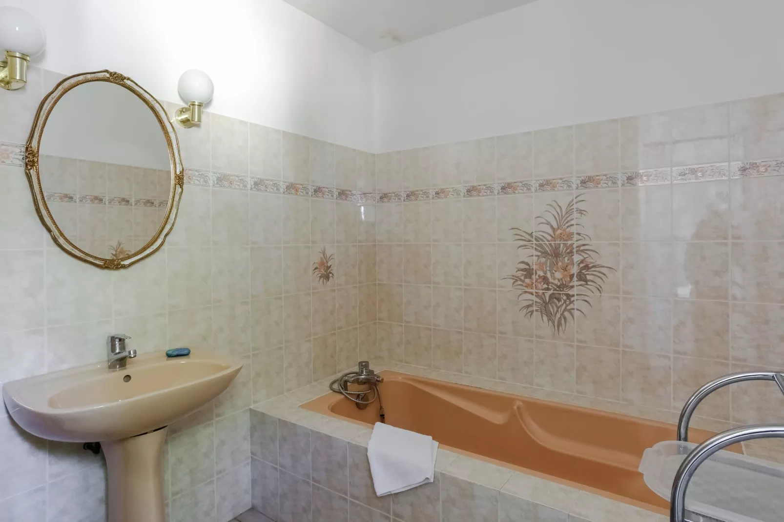 Villa l'Oranger villa 5 pieces piscine privée-Badezimmer