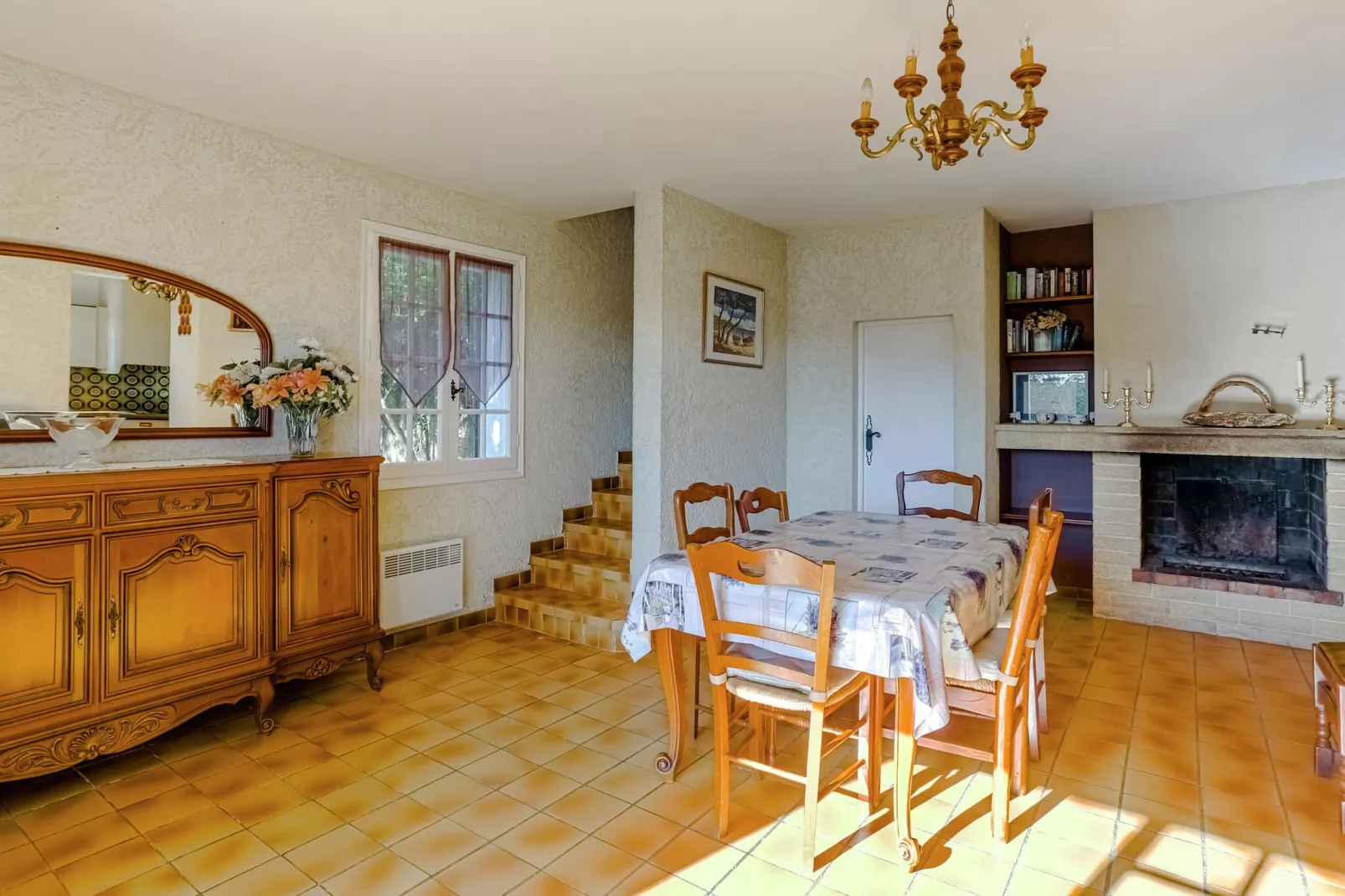 Villa Freesia villa 4 pieces-Dining room
